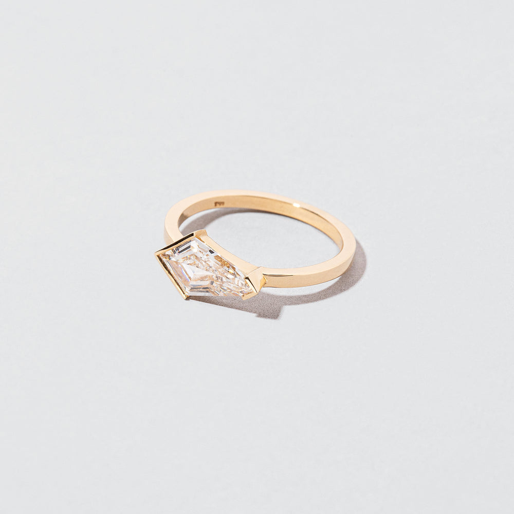 product_details::Closeup details of the Dione Ring on light color background.