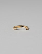 Right Slump Band - Solid on light color background.