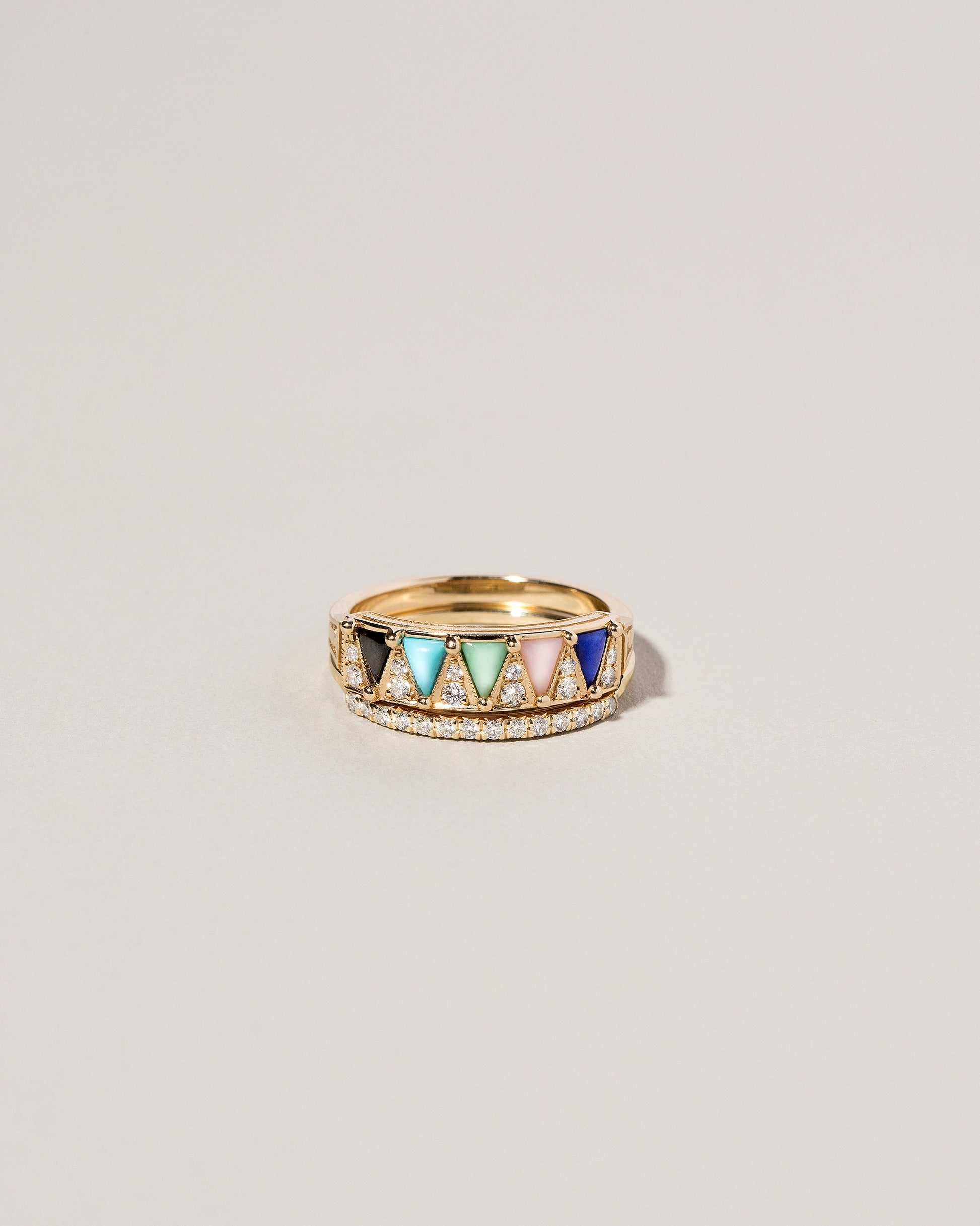 Five Triangle Ring - Mega on light color background.