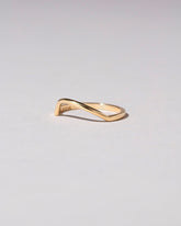 Left Slump Band - Solid on light color background.