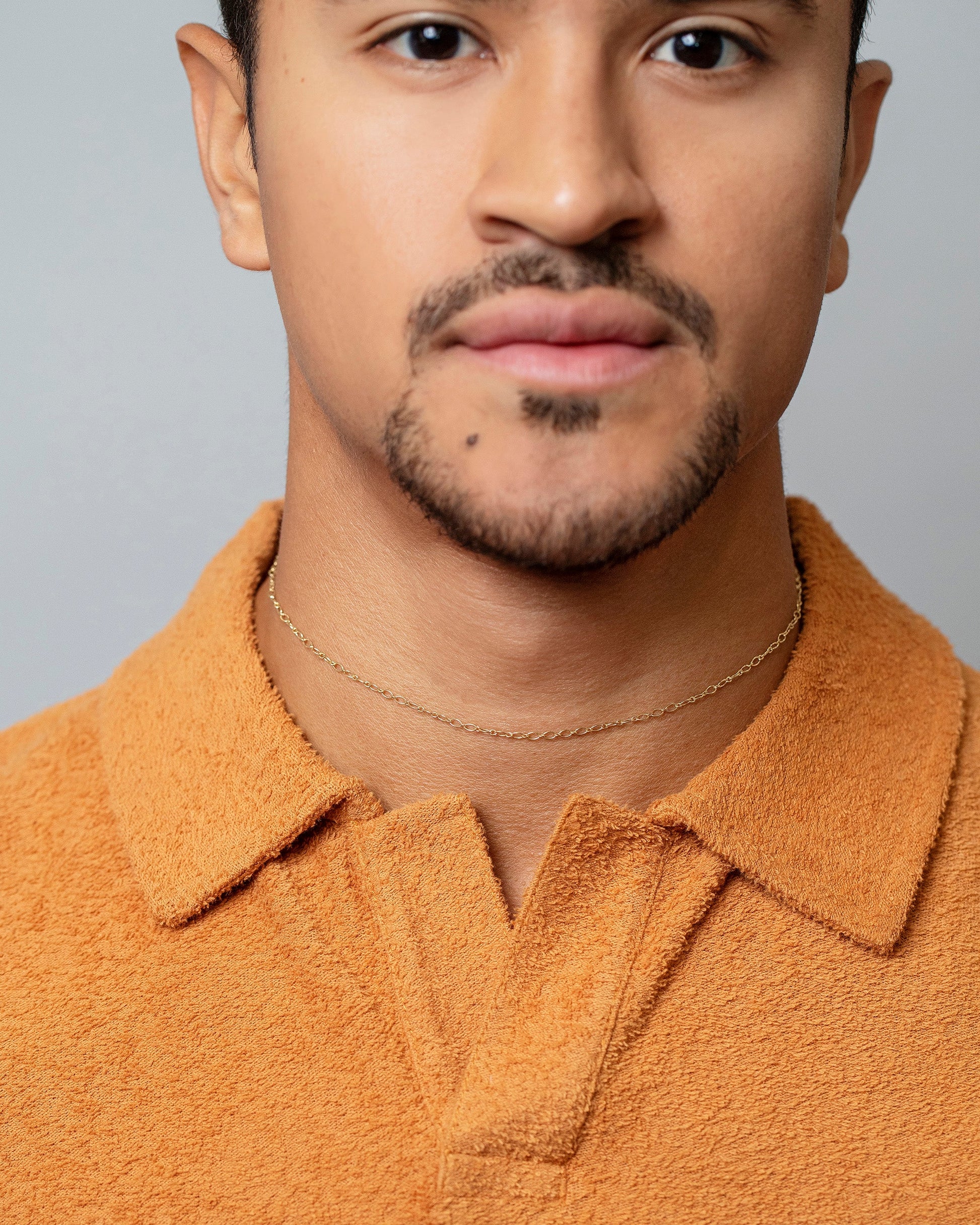 16 inch Open Oval Chain Necklace on model.