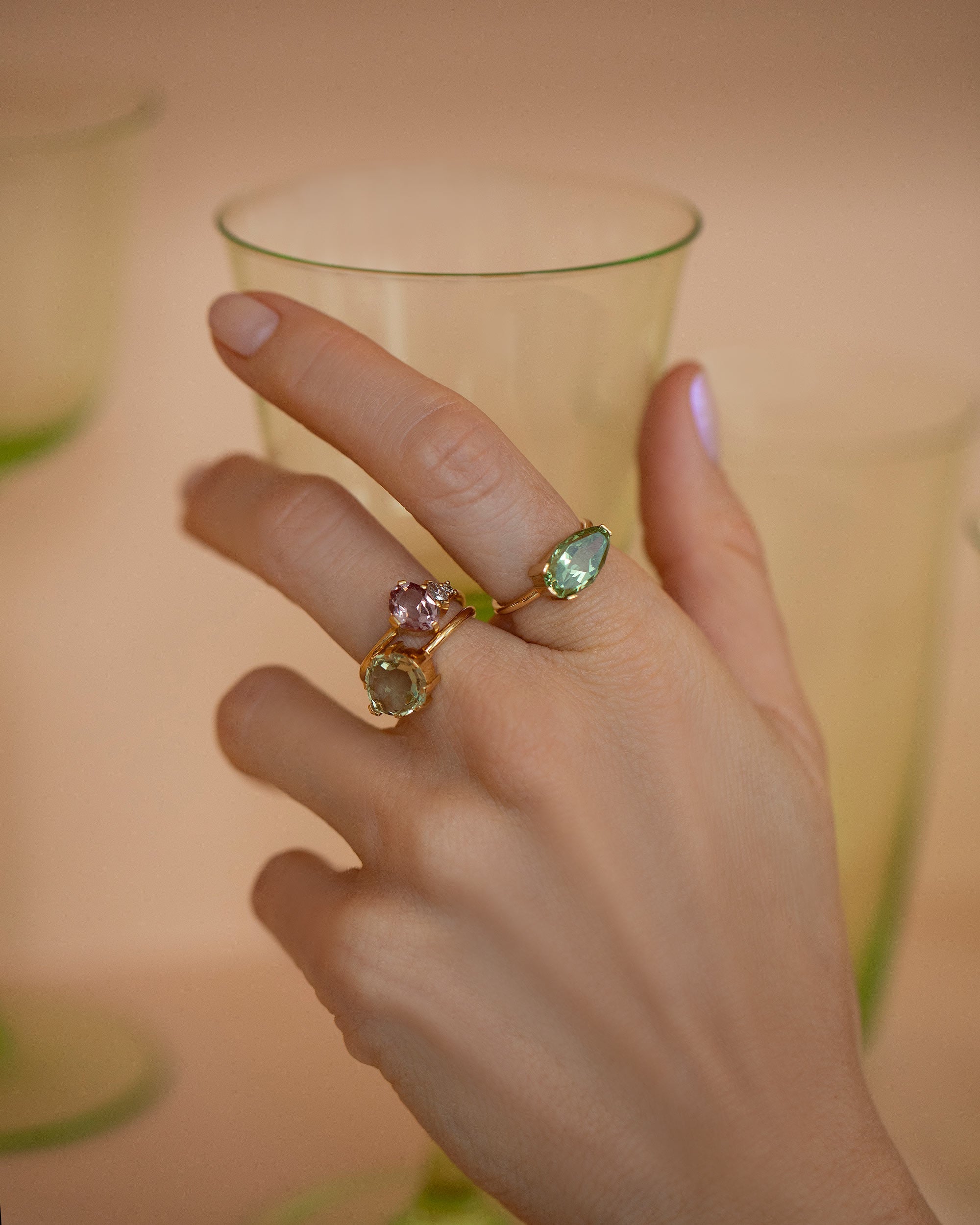 Mociun | Top Notch Faceting Cut Pieces Collection