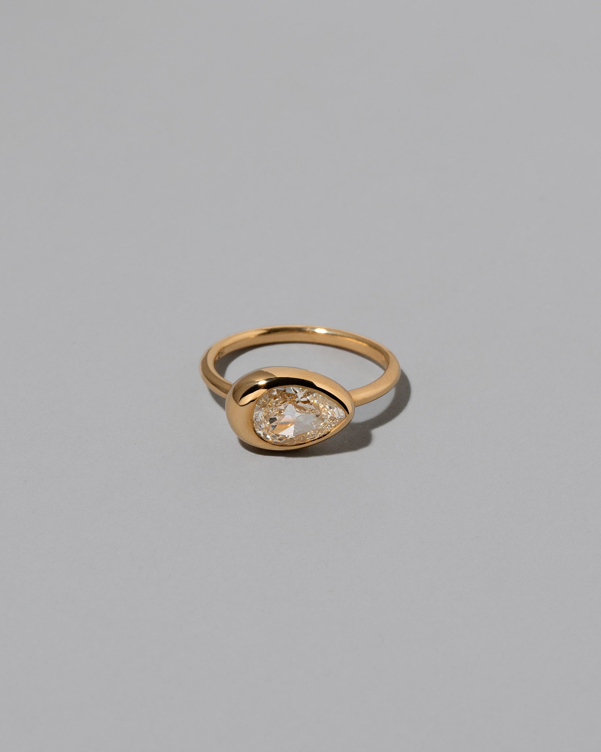 Diamond Align Ring on light color background.