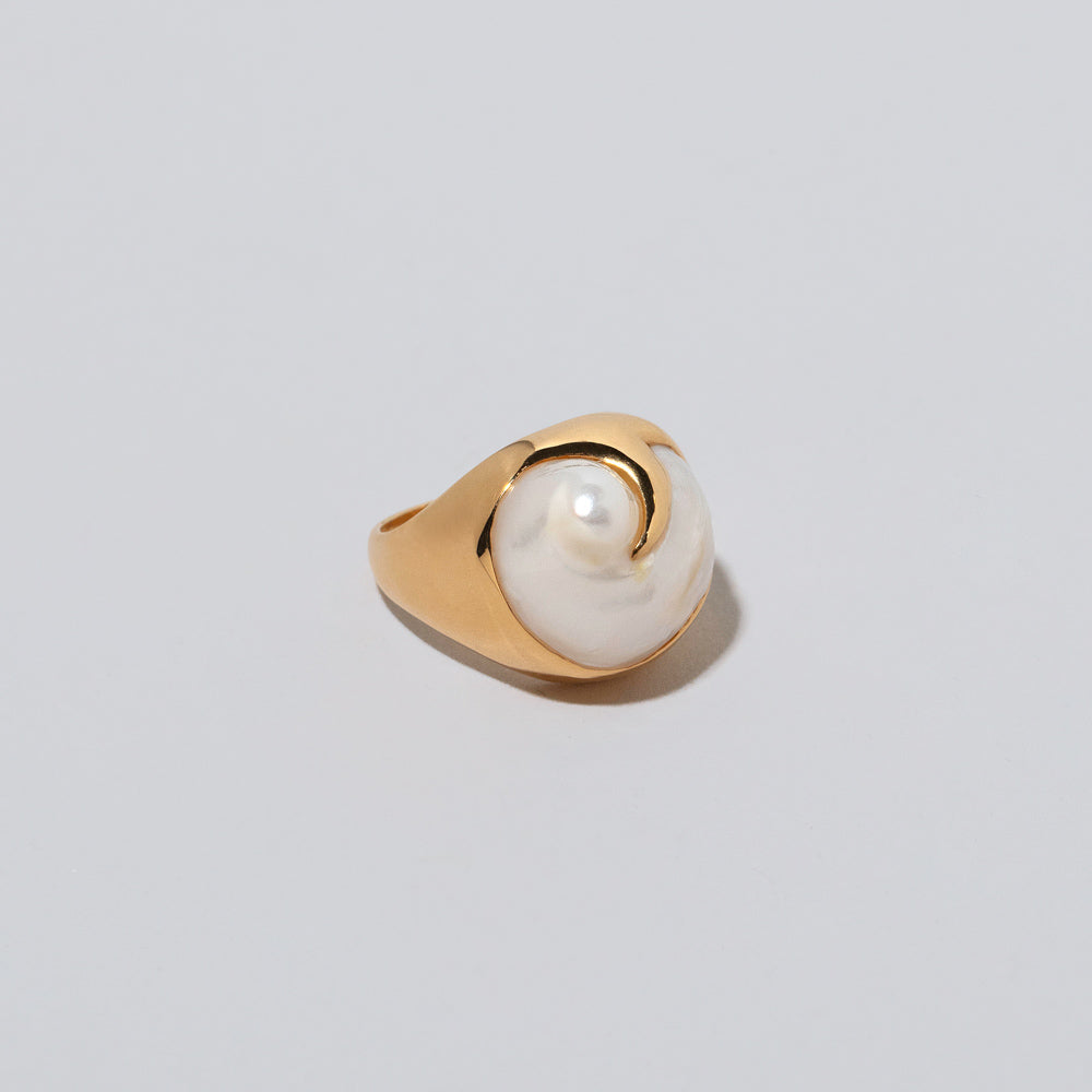 product_details::Ibis Pearl Ring on light color background.