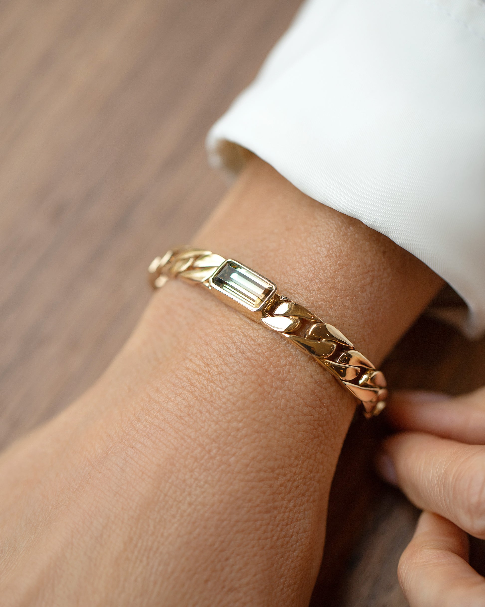Identity Chain Bicolor Tanzanite Bracelet 002 on model.