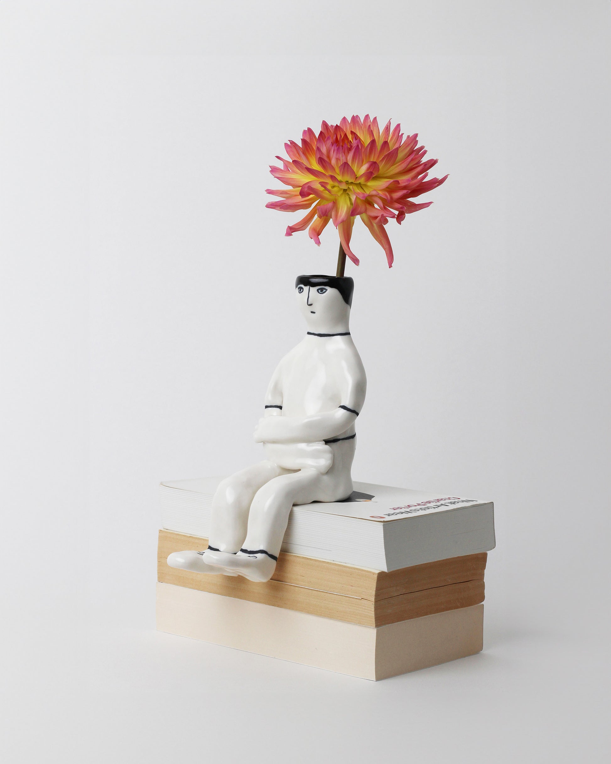 Eleonor Boström Sitting PARK Guy Vase on light color background. Flower not included.