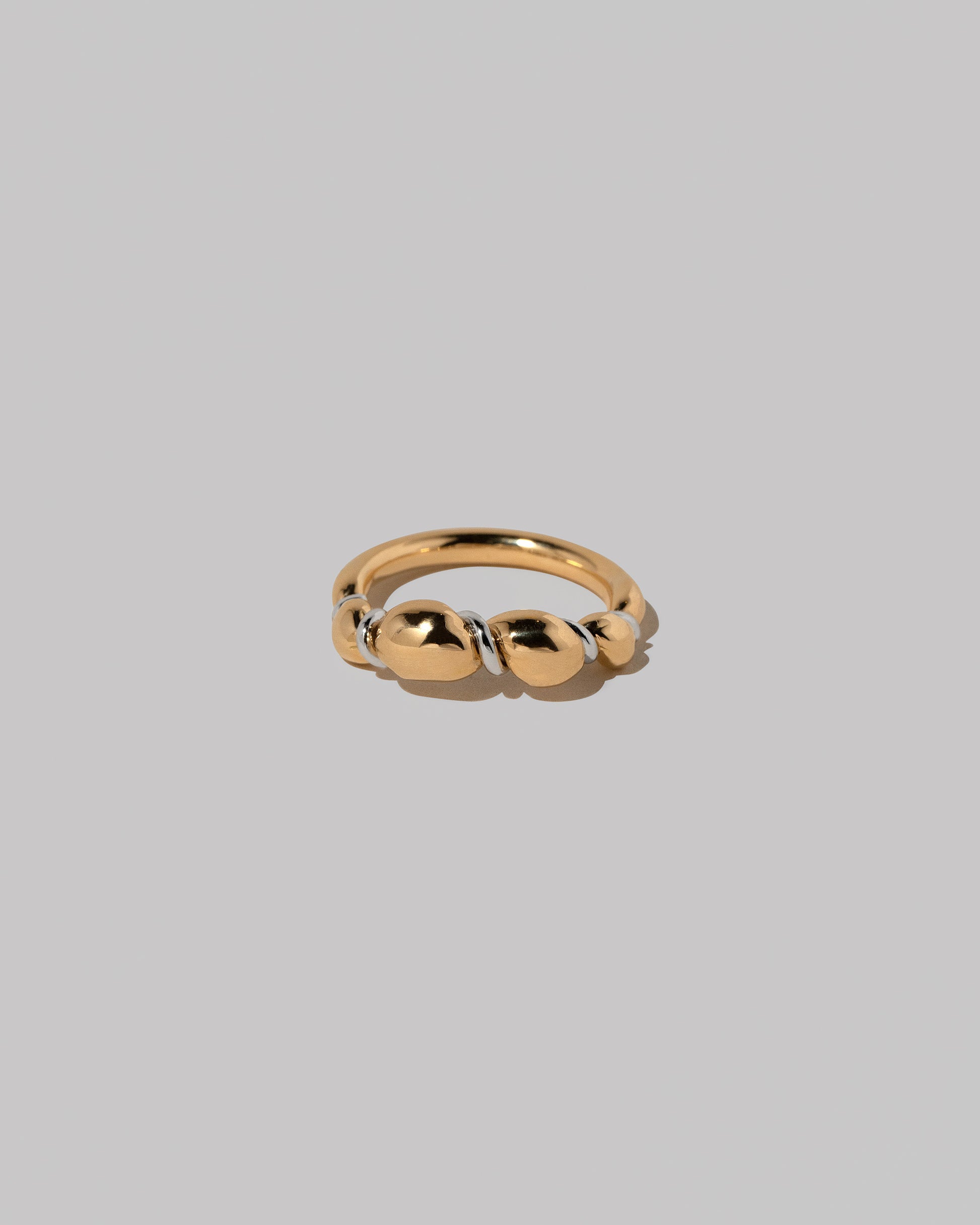Two Tone Bind Band on light color background.