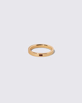 Gold Ruby 3mm Baguette-Set Piet Band on light color background.