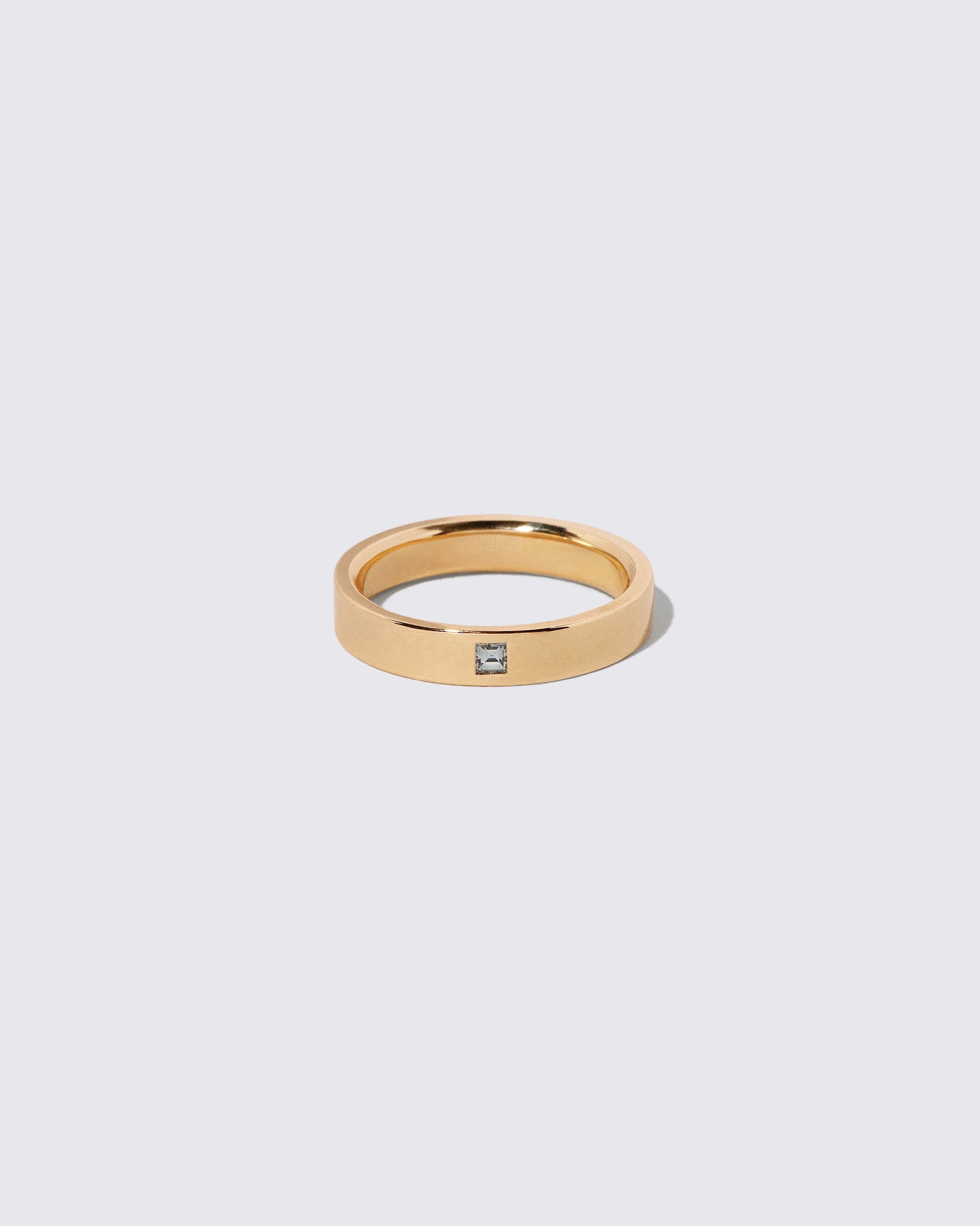 Gold Diamond 4mm Square Cut Piet Band on light color background.