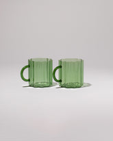 Fazeek Green Wave Mug Set on light color background.