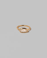 Gusher Diamond Ring 019 on light color background.