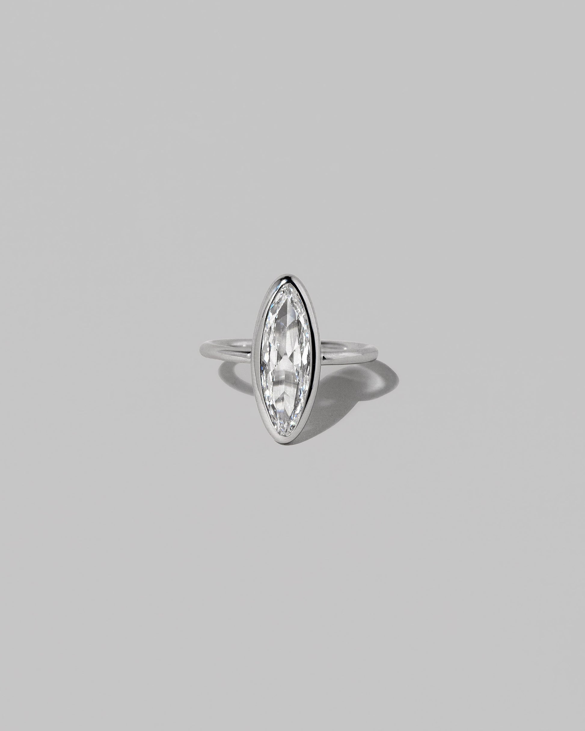 Supernova Ring on light color background.