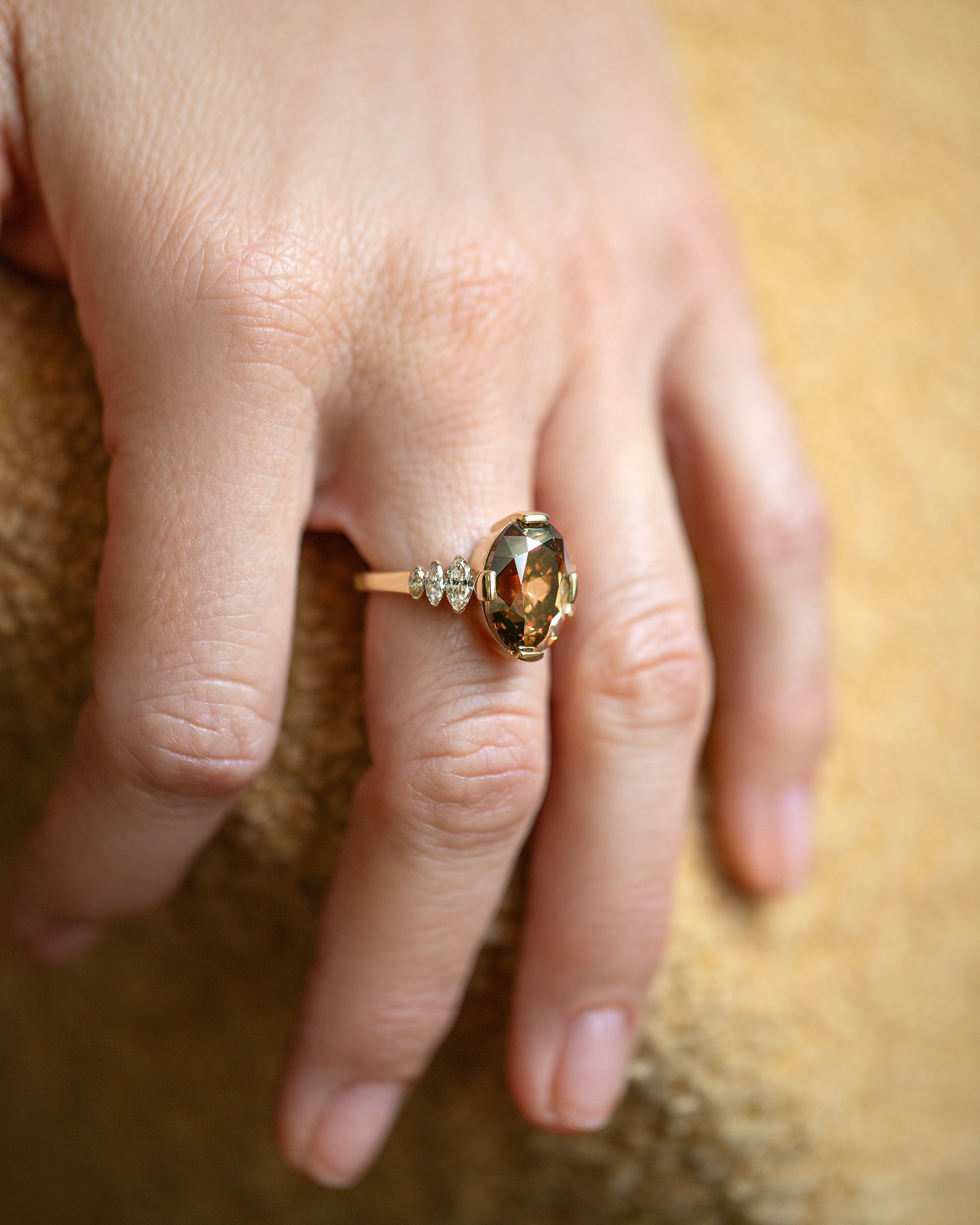 Calycanthus Ring on model.