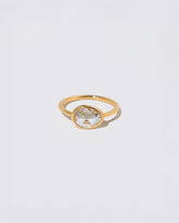 Gusher Diamond Ring 050 on light color background.