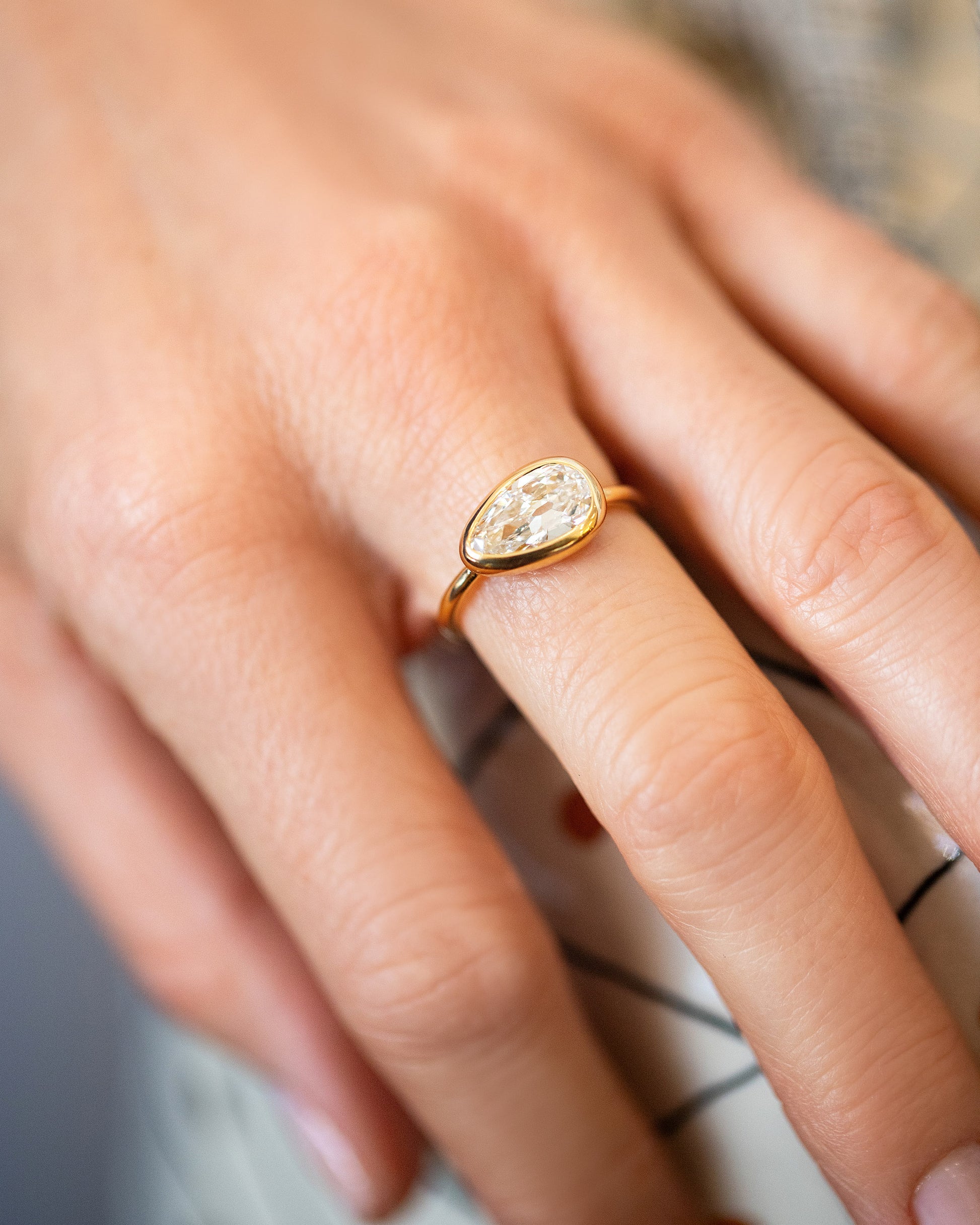 Gusher Diamond Ring 041 on model.