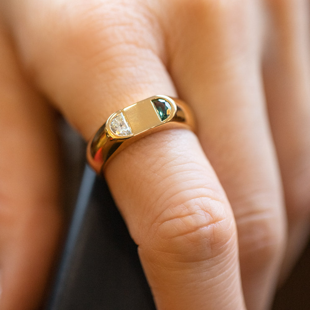 product_details::Parts Ring on model.