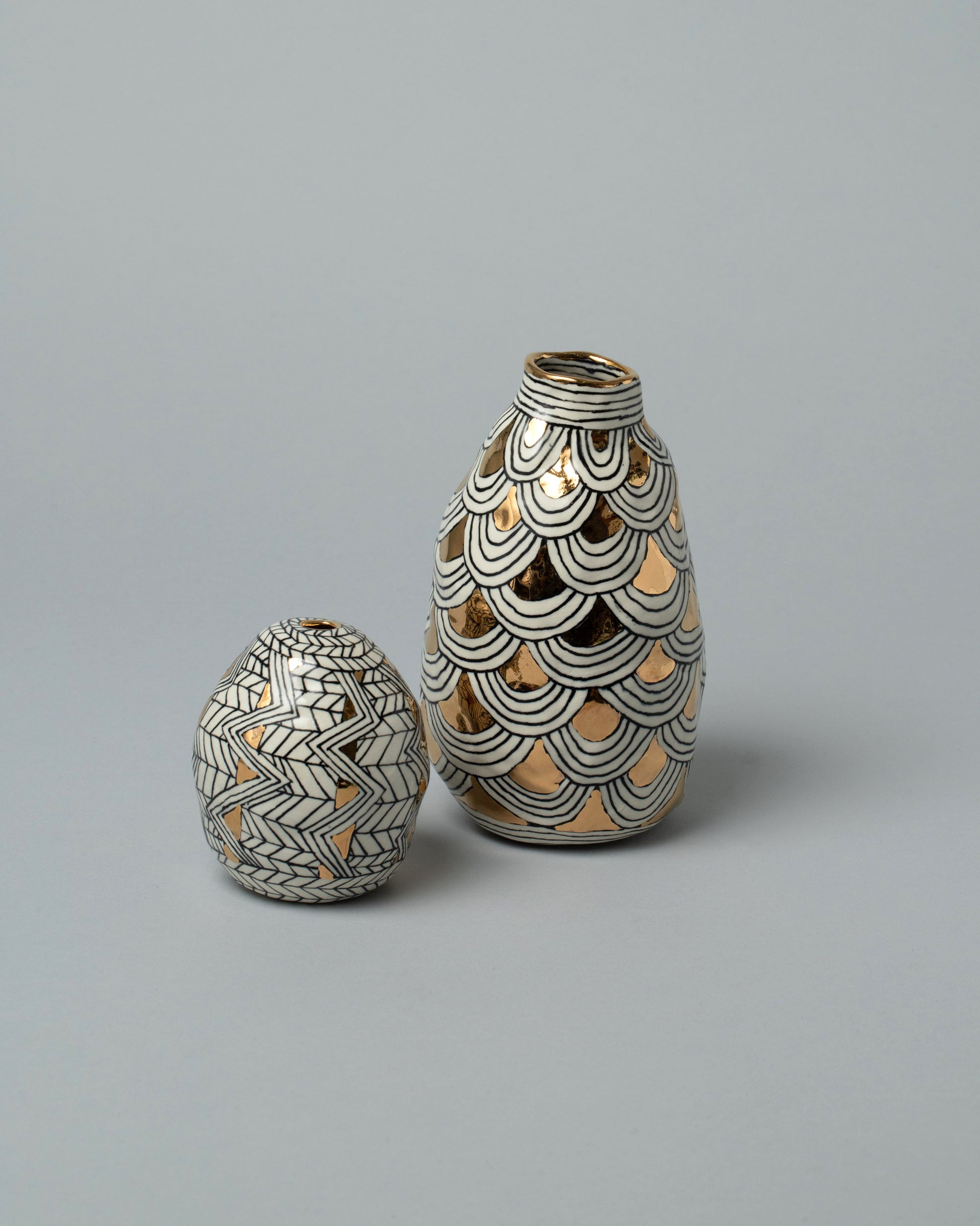 Suzanne Sullivan | Egg Vase | Mociun