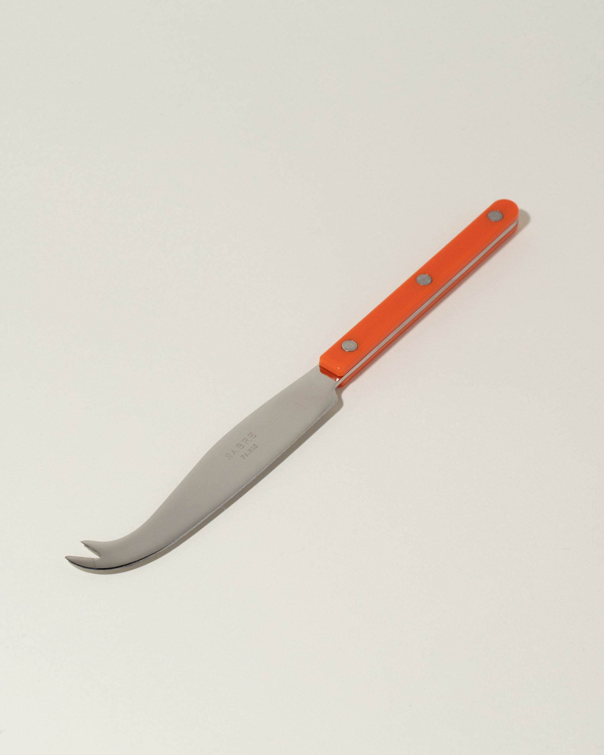 Sabre_Paris_Dining__Cheese_Kni