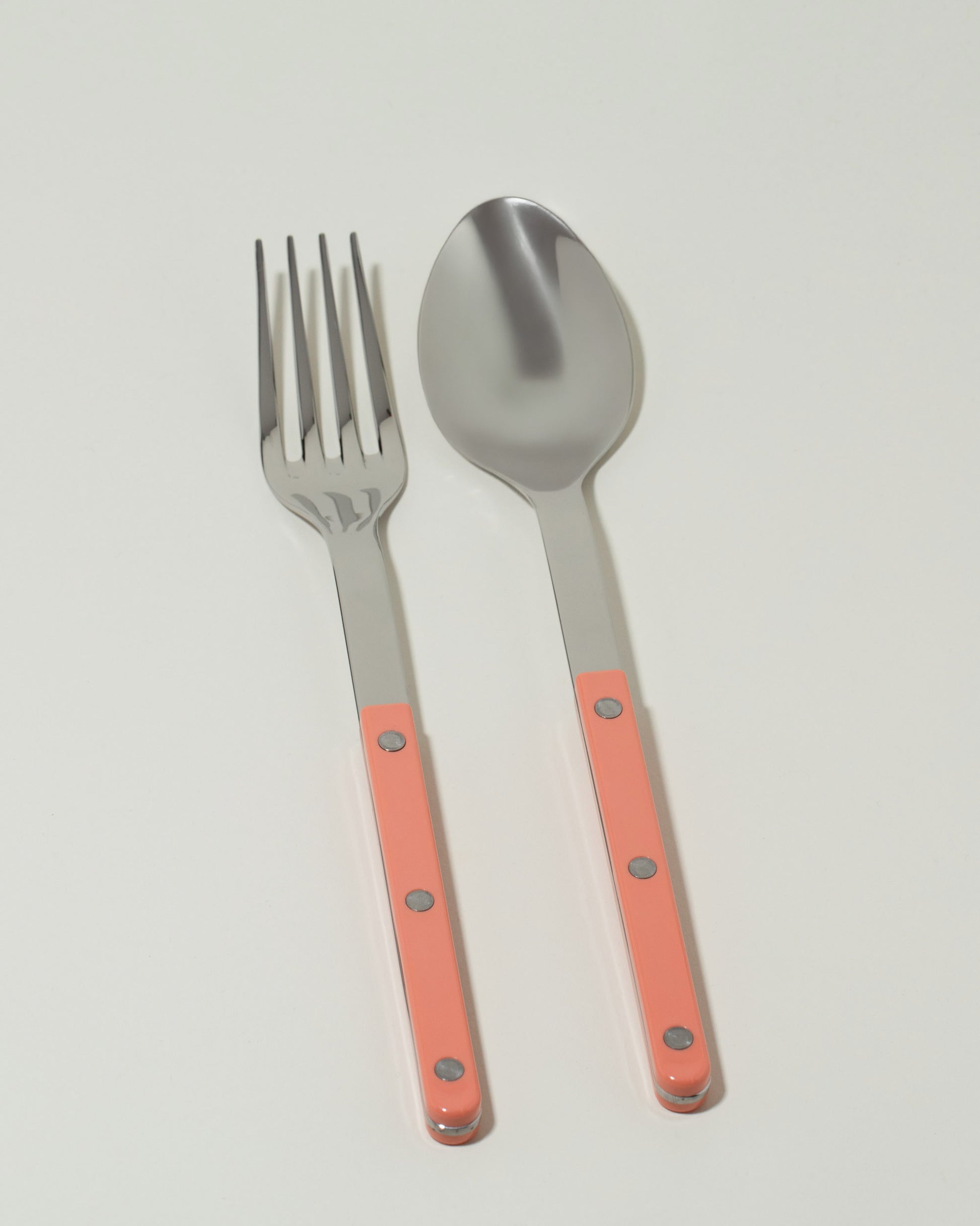 Sabre Paris Nude Pink Serving Set on light color background.