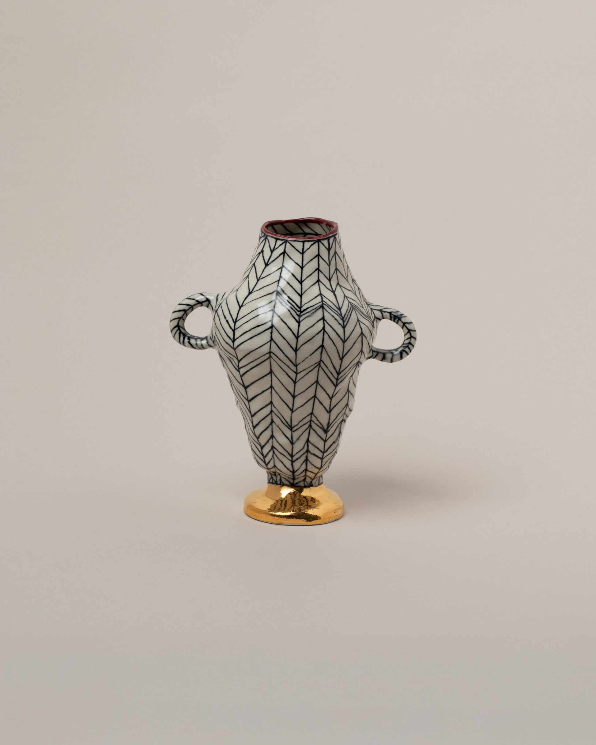 Suzanne Sullivan The Livelong Day Vase on light color background.