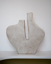 Willem van Hooff Taro Medium Core Vessel on light color background.