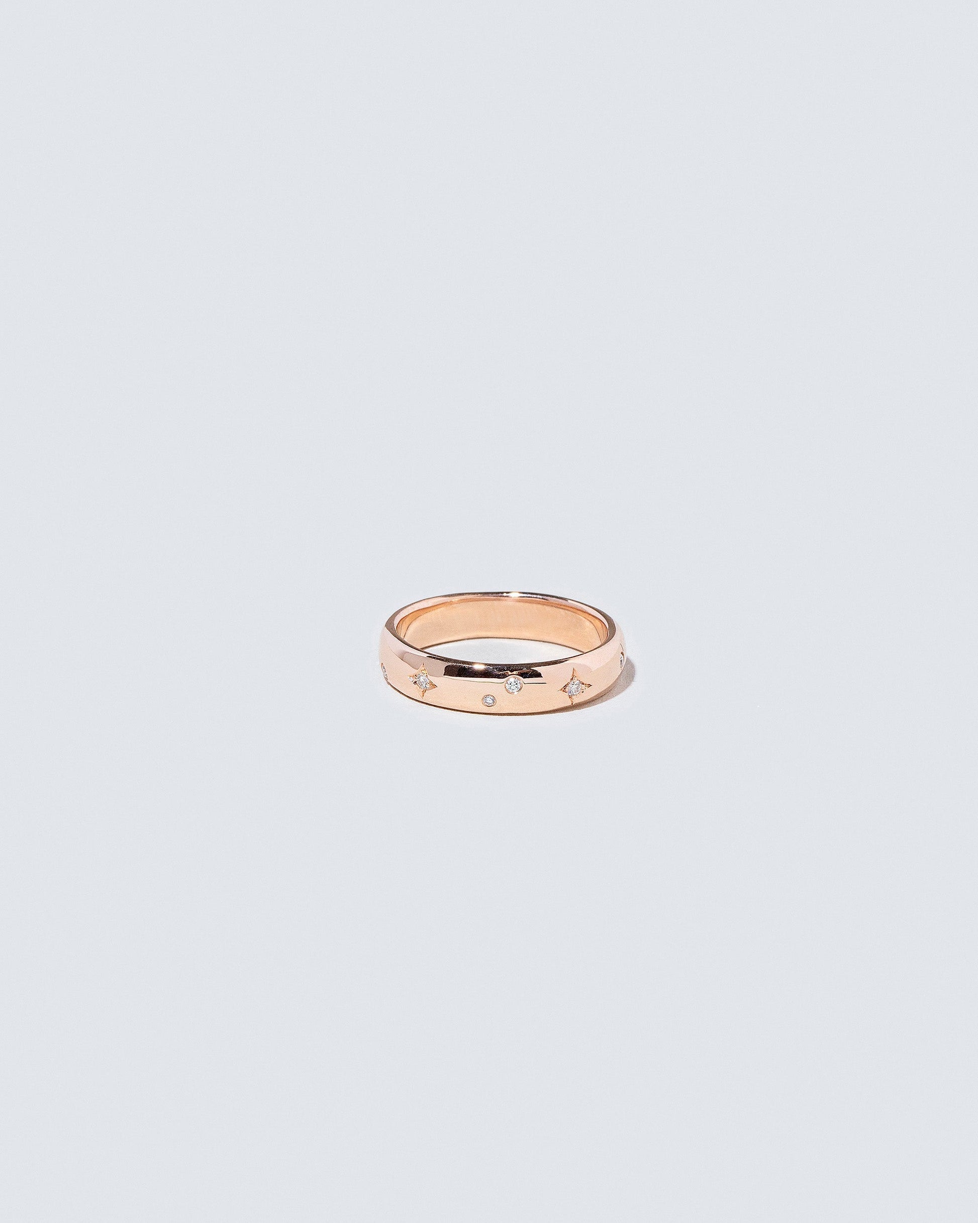  Half Round Band - 5mm in white diamond little array style on light color background.