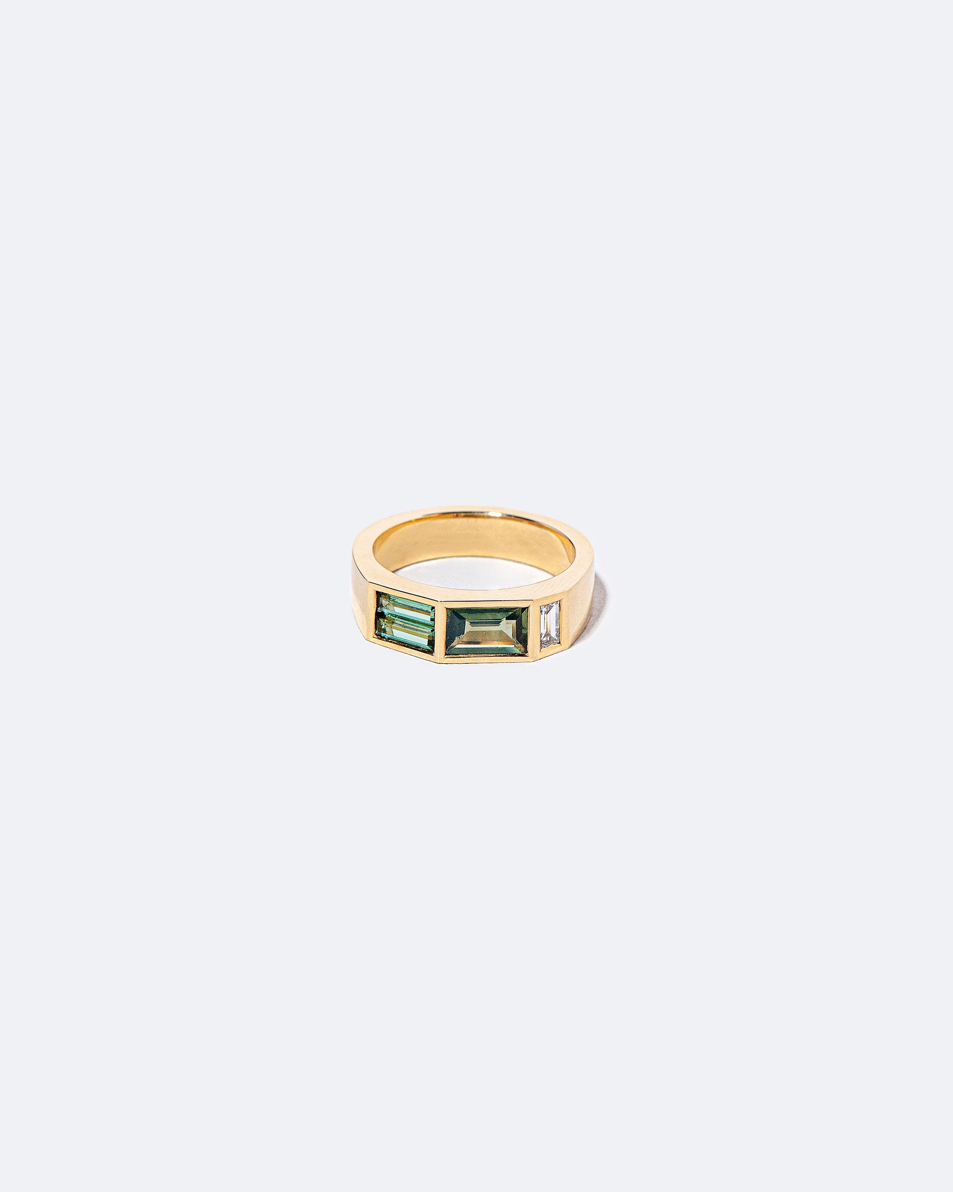  Hanlon's Ring on light color background.