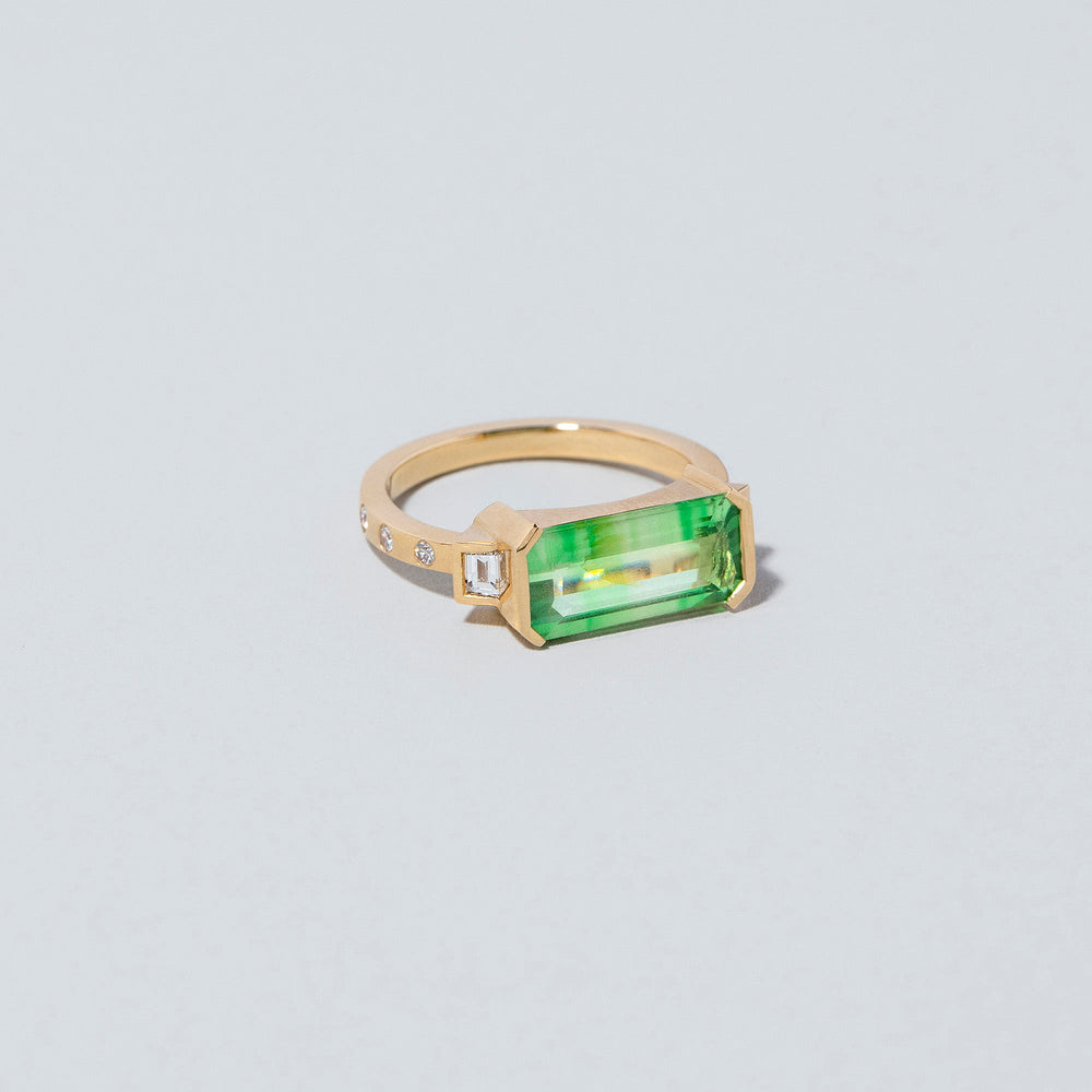 product_details:: Formation Ring on light color background.