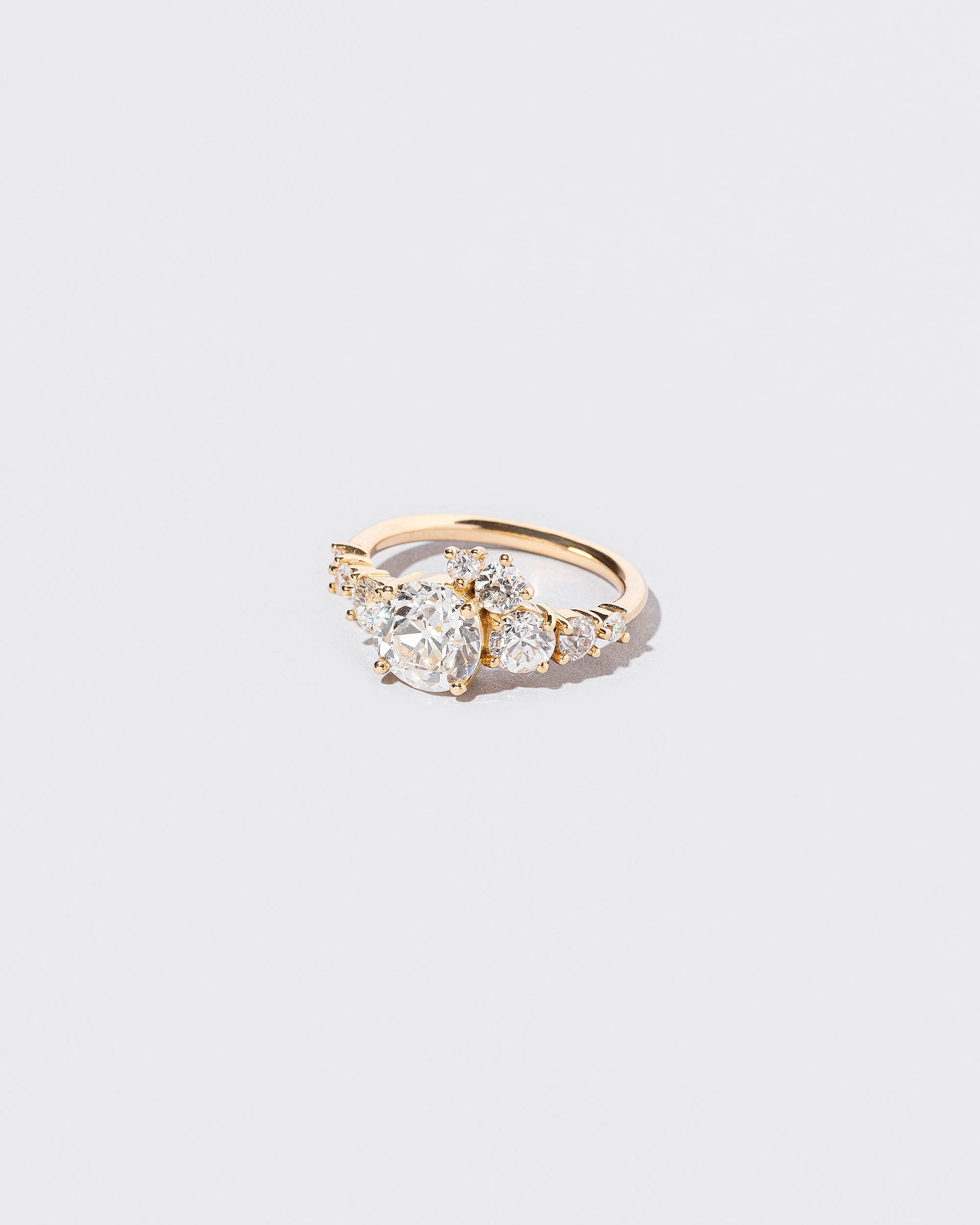  Super Luna Ring - White Diamond on light color background.