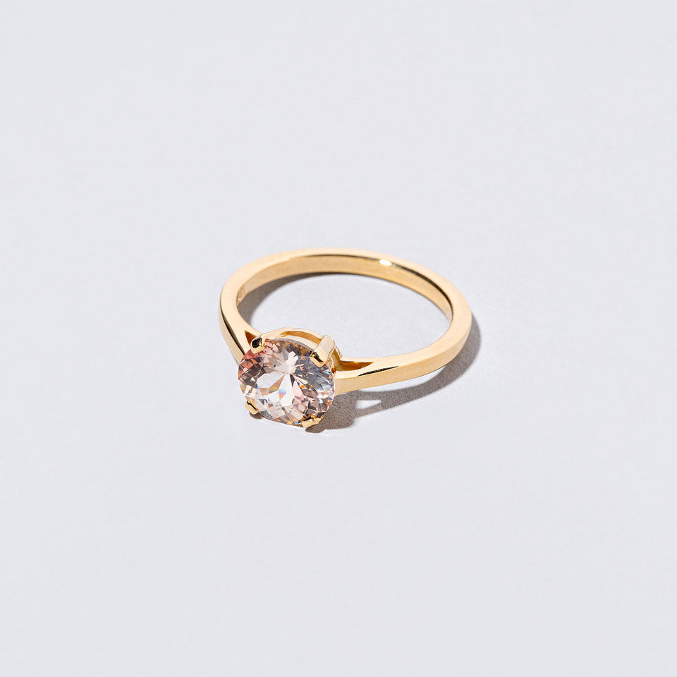 product_details:: Mallorn Ring on light color background.