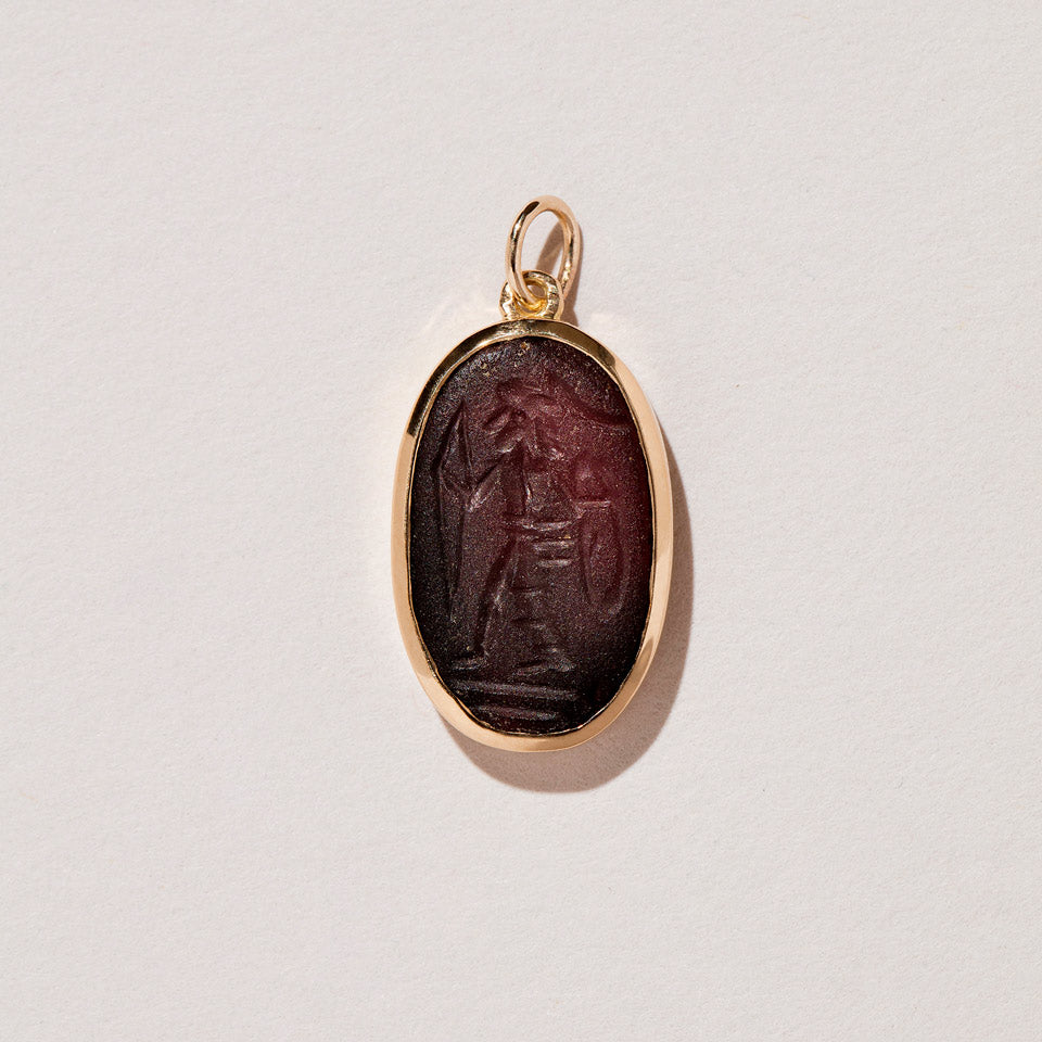 product_details:: Icon Pendant Apollo on light color background.