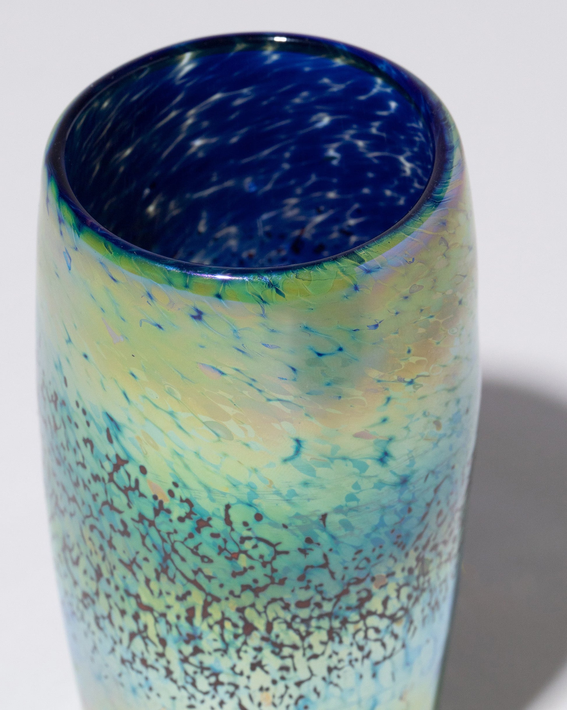Closeup detail of the Sirius Glassworks Cobalt Reduction Tumbler on light color background.