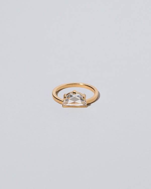 Product photo of the Plié Ring on light color background