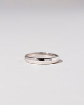 Half Round Band - 3mm on light colored background.