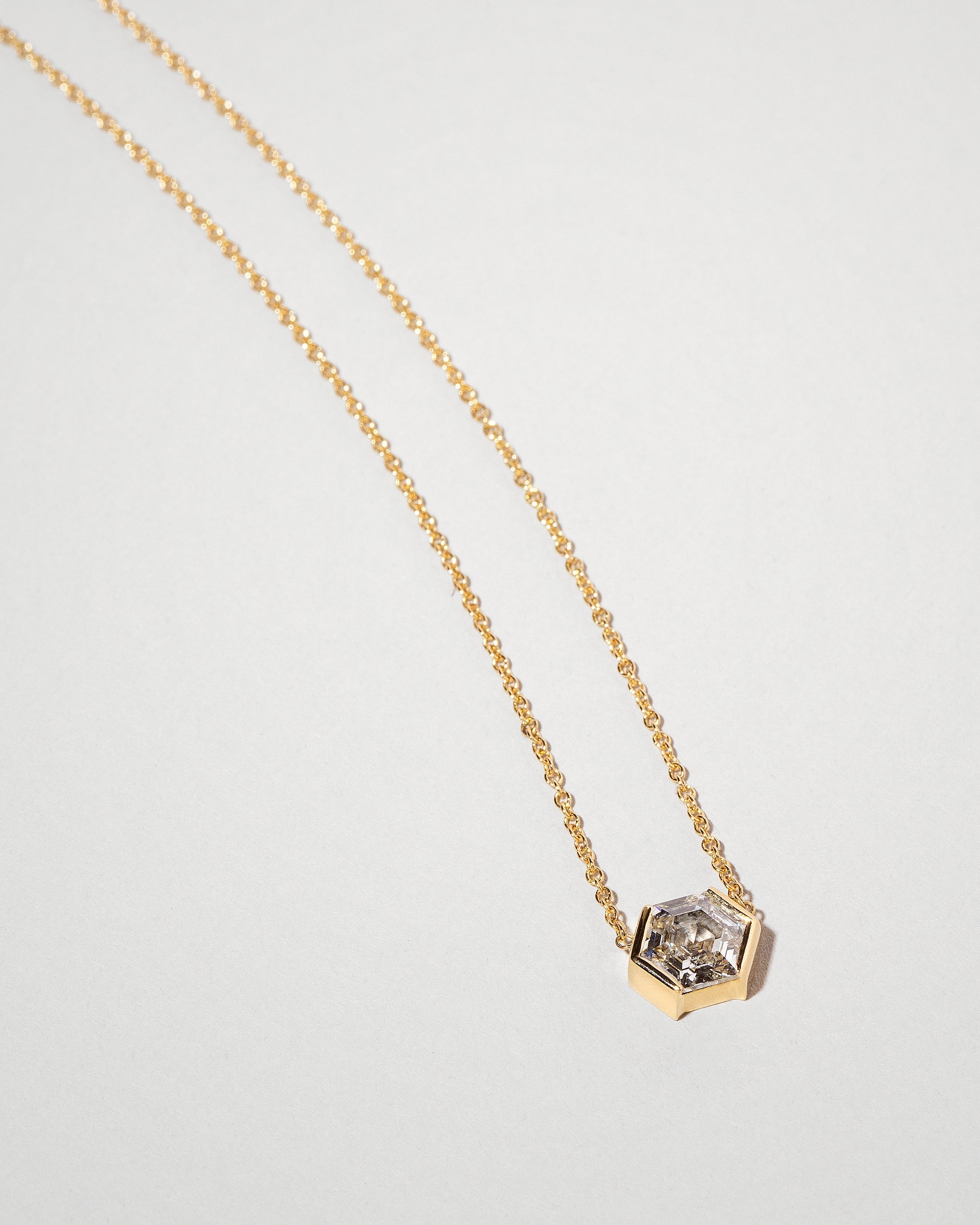 Vanuatu Necklace Mociun Necklace Diamond cuts Yellow gold necklaces