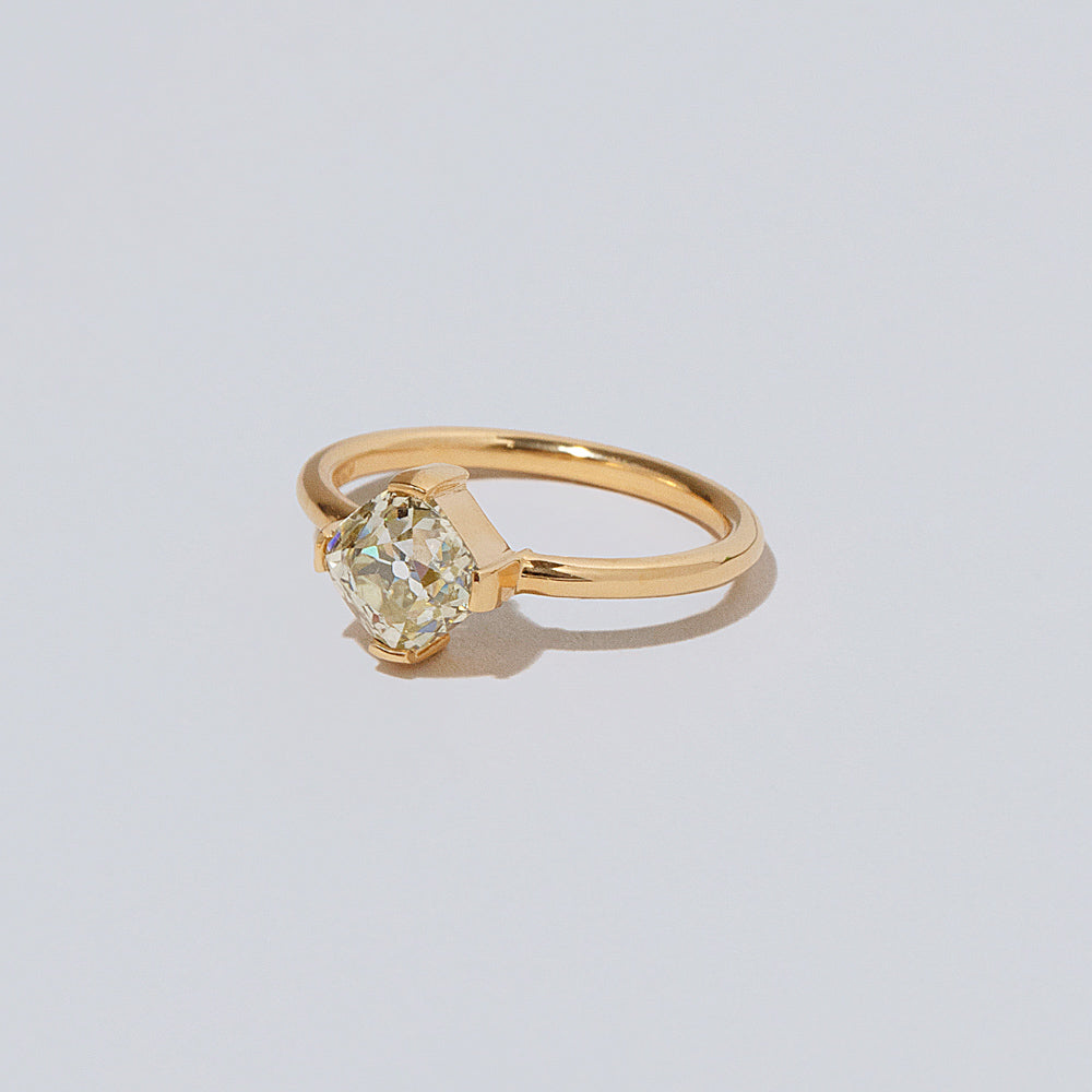 product_details::Product photo of the Tendu Ring on light color background