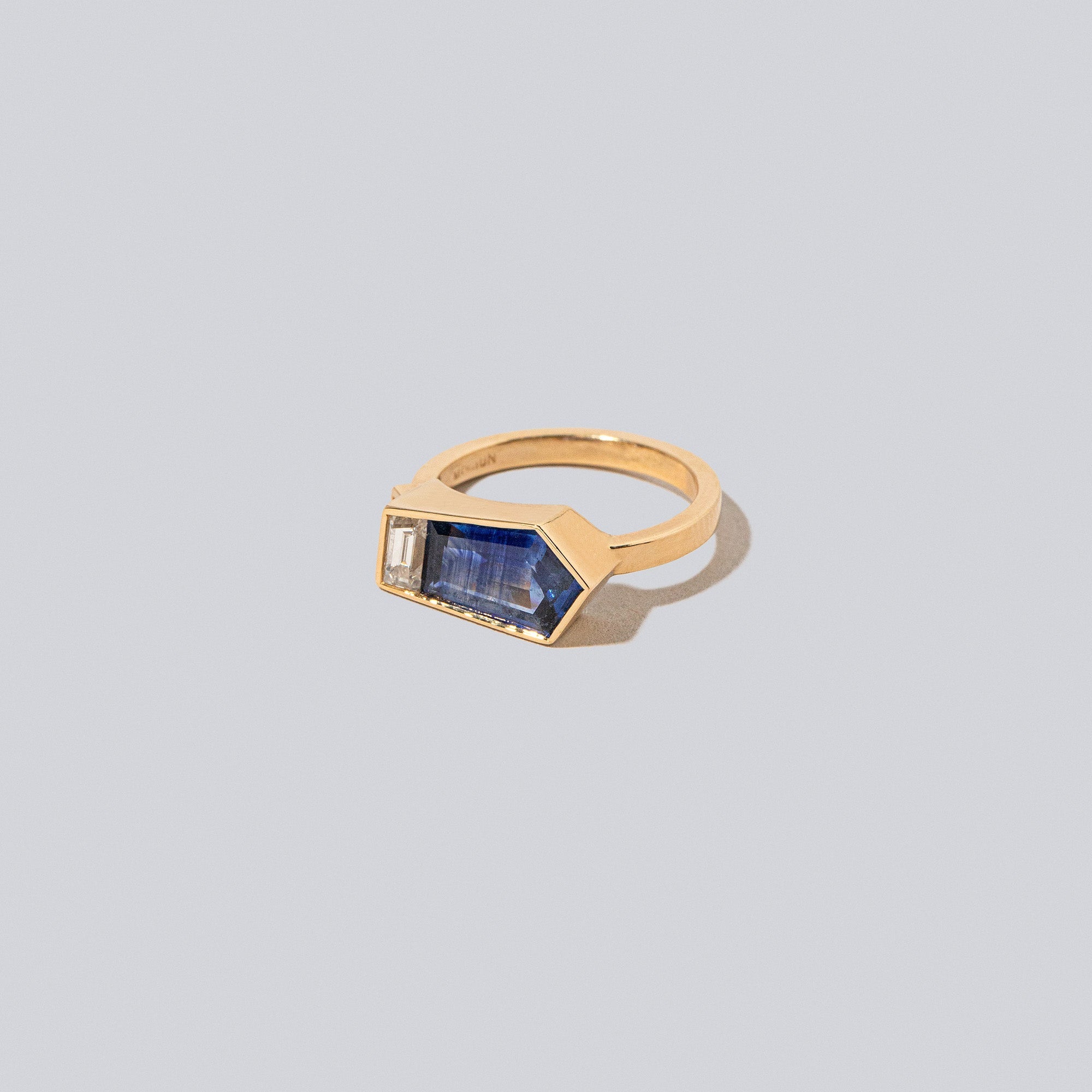 product_details::Pond Ring on light colored background.