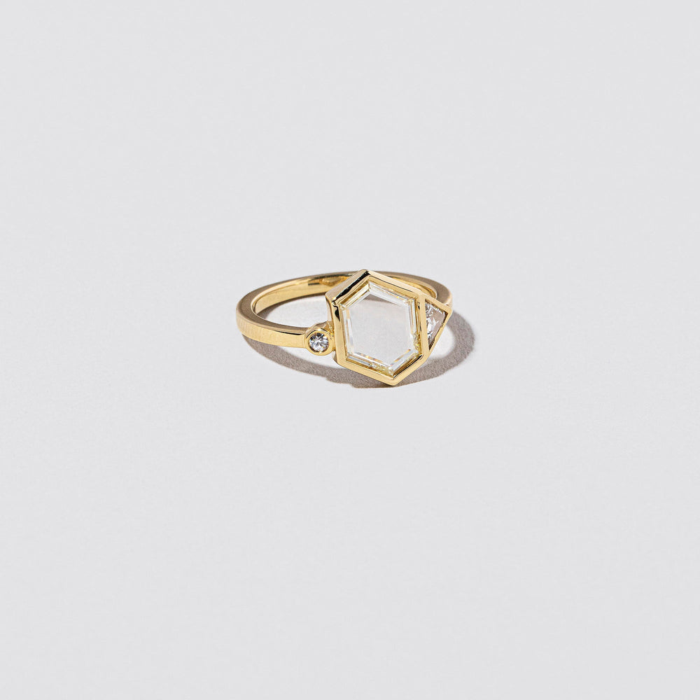product_details::Effect Ring on light colored background.