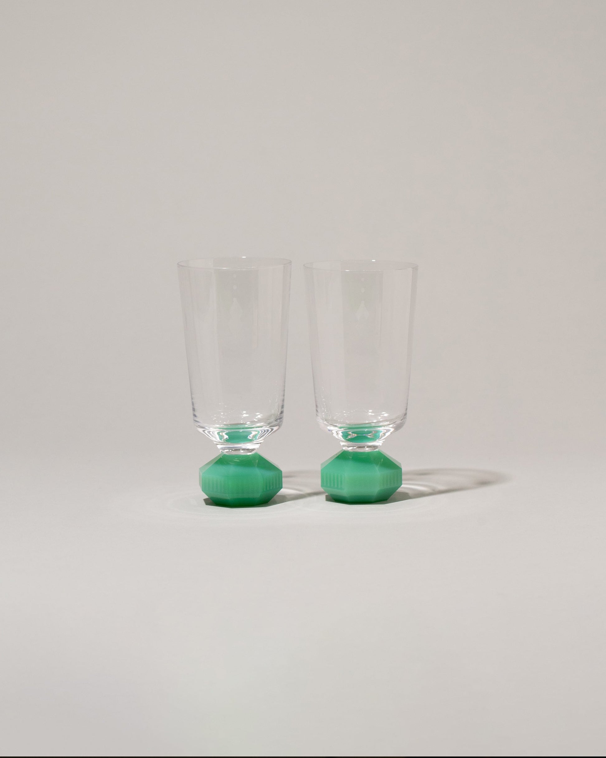  Chelsea Glass Sets on light color background.