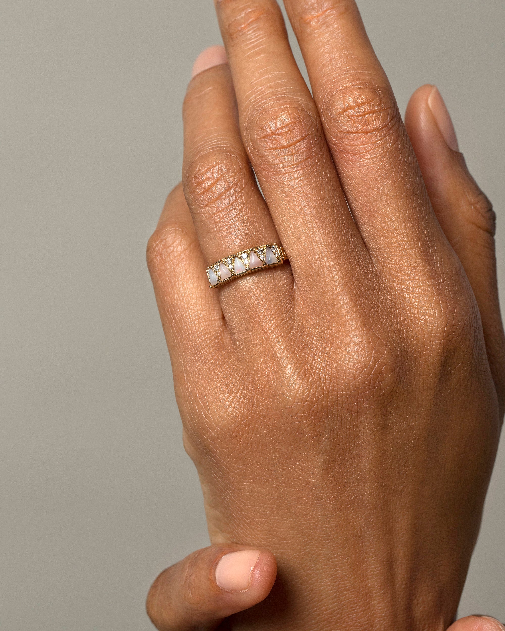 ASHQ Design V Shape Gold Ring – ASHQ Jewellery